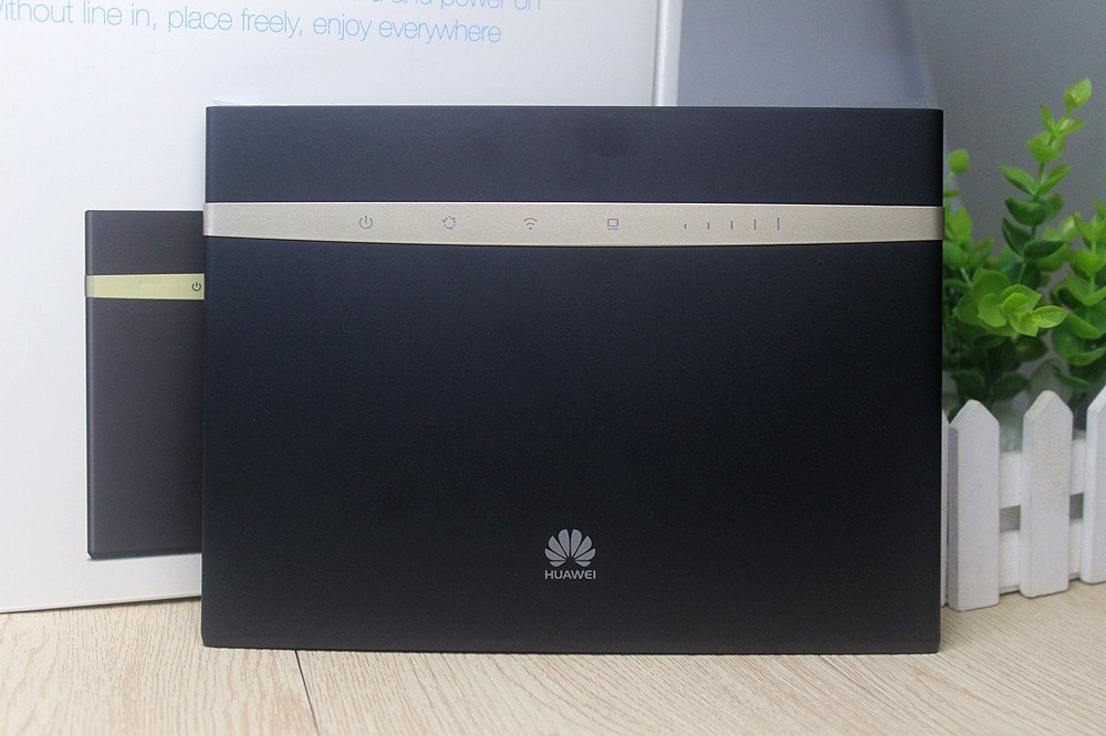 Huawei-B525-4G-LTE-CPE-Industrial-Wifi-Router-with-SIM-Card-Slot-B525s-23A.jpg.22d150c1e9cb90149abf20676e83747e.jpg